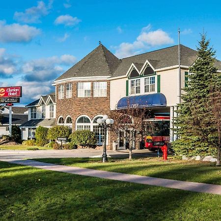 Clarion Hotel Beachfront Mackinaw City Exterior foto